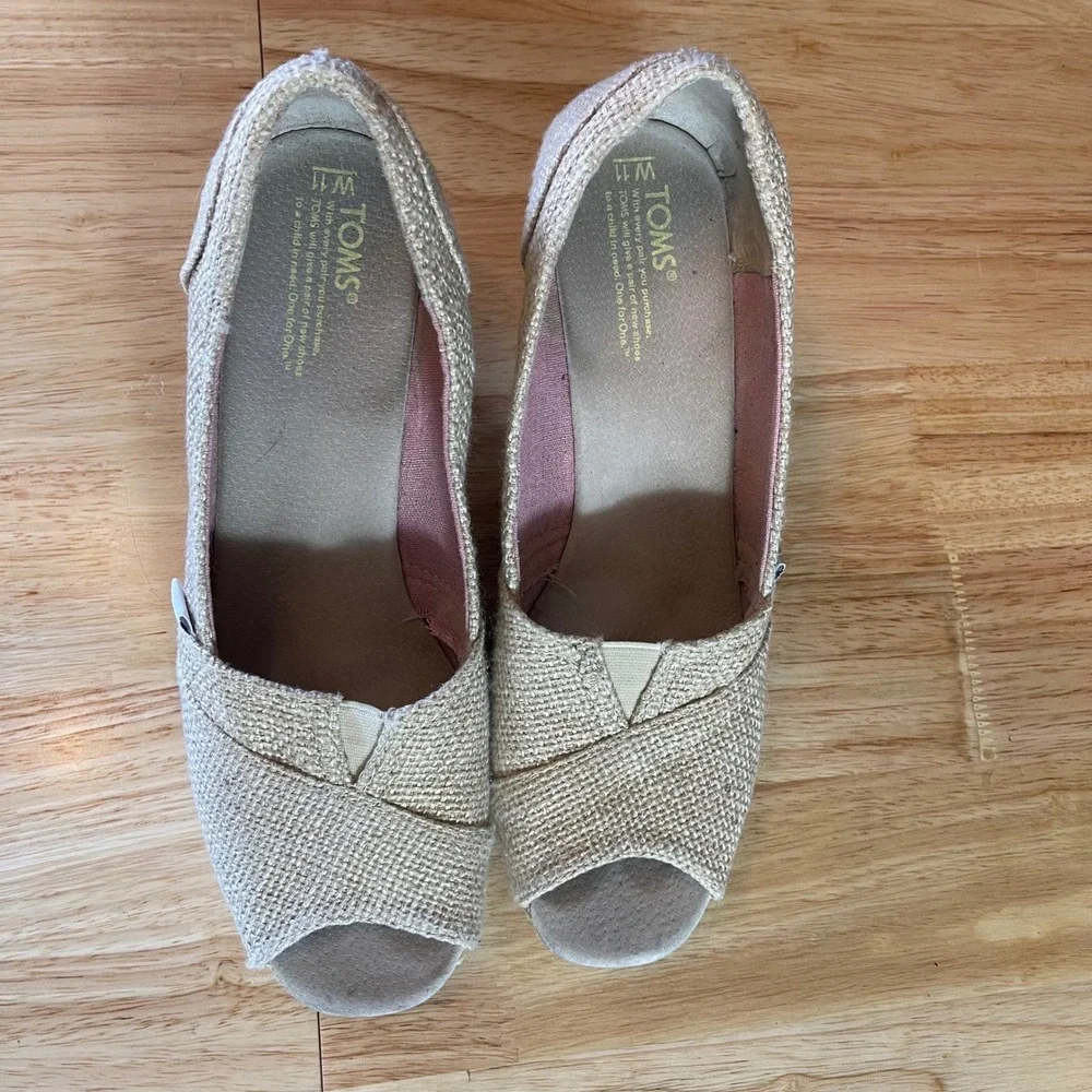 TOMS Womens Natural Burlap Peep Toe Espadrille Wedge Sandals Beige Size 11